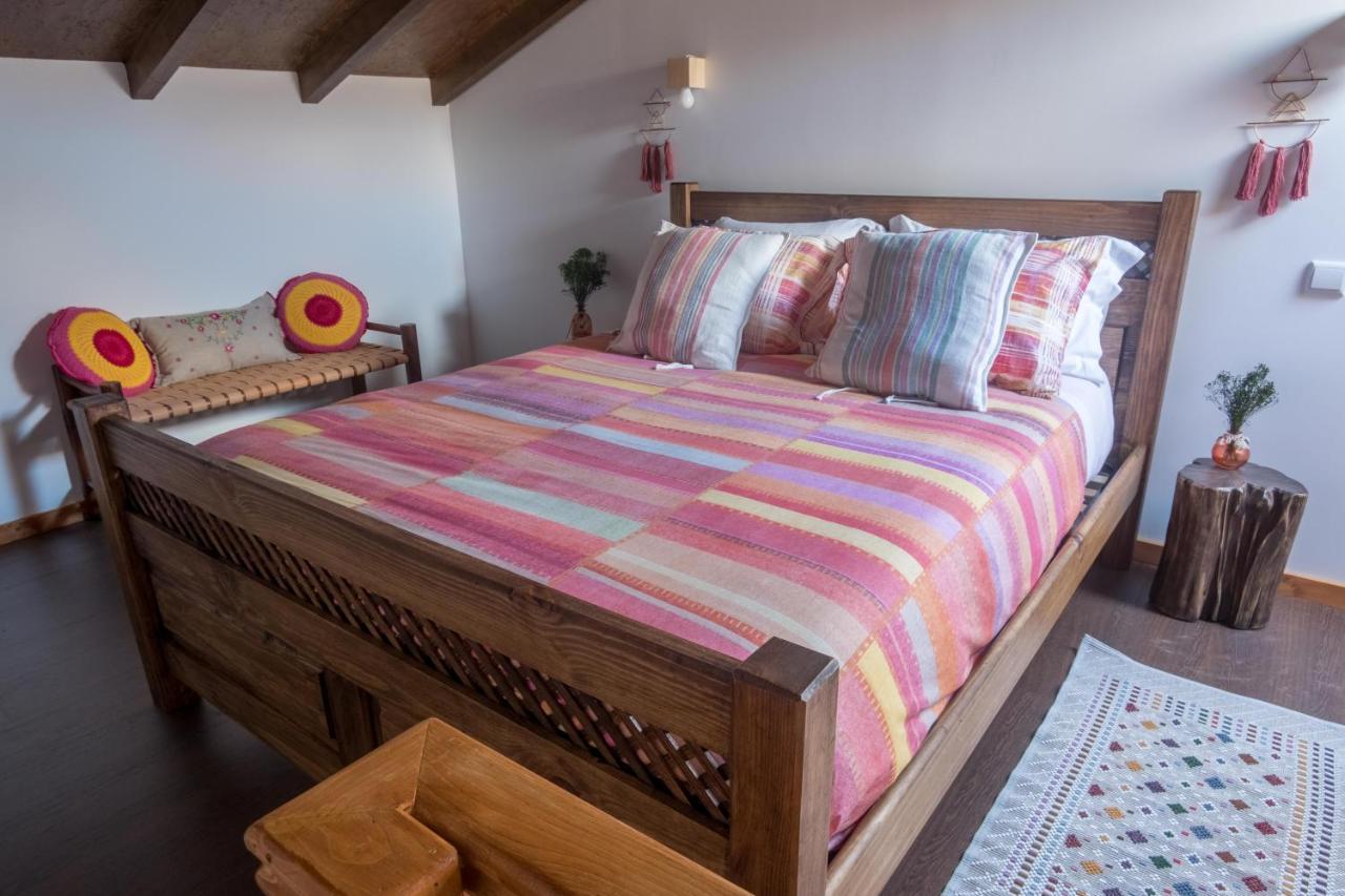 Casas Do Prazo - * Nogueira (Viana do Castelo)